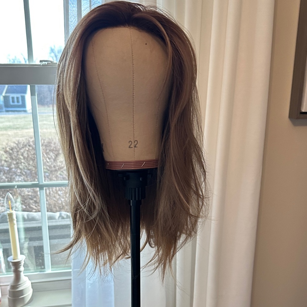 Chelsey Smith Crowns Sample Wig